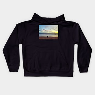 Watching the Sunset in California Kids Hoodie